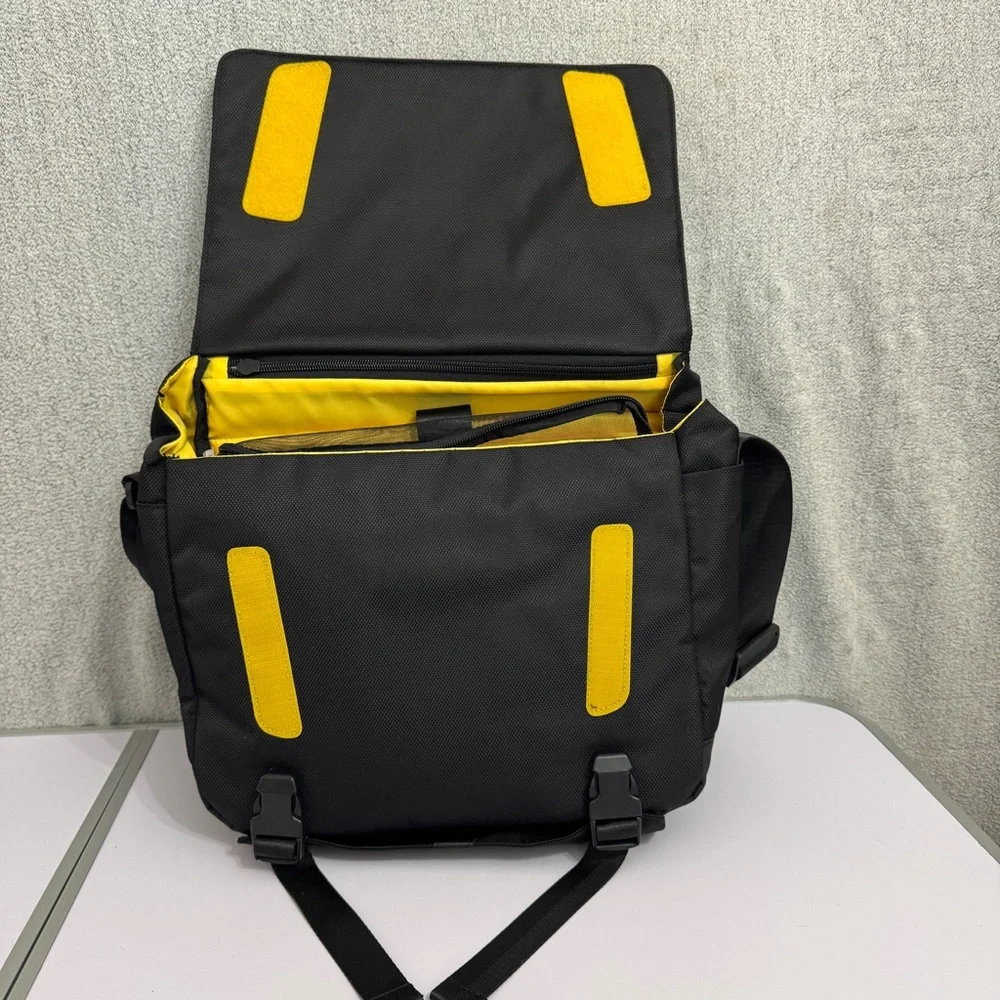 KOAH Fulton Precision Camera Shoulder Bag BNIB with Cube and Strap